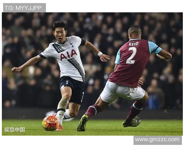 足球球星护板设计与防护性能全面解析及未来发展趋势 足球球星护板设计与防护性能全面解析及未来发展趋势